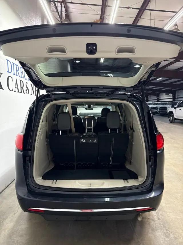 2020 Chrysler Pacifica Touring L
