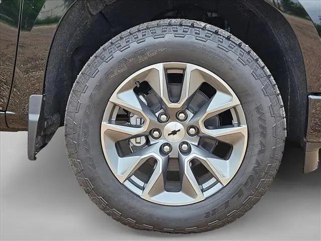 2026 Chevrolet Silverado 1500 4WD Crew Cab Short Bed RST