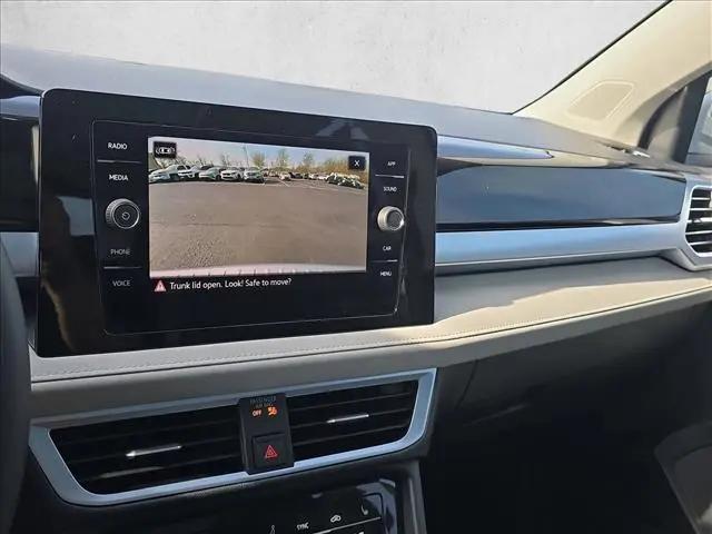 2026 Volkswagen Taos SE