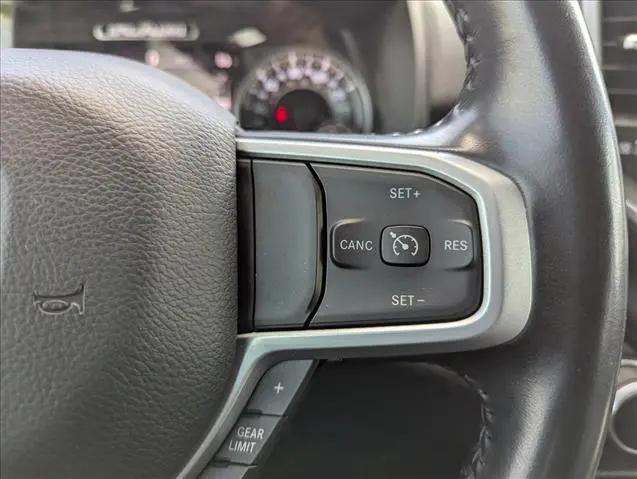 2022 Ram 1500 Big Horn Crew Cab 4x4 5'7" Box