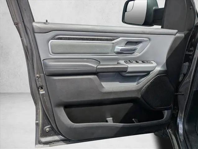 2022 Ram 1500 Big Horn Crew Cab 4x4 5'7" Box