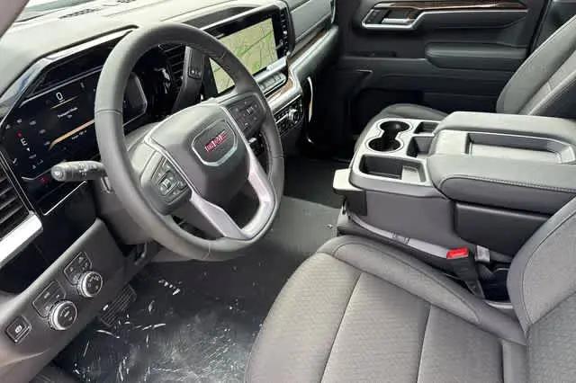 2026 GMC Sierra 1500 Crew Cab, Short Bed, SLE, 4WD