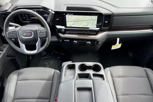 2026 GMC Sierra 1500 Crew Cab, Short Bed, SLE, 4WD
