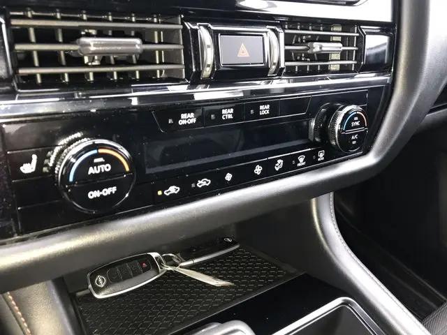 2023 Nissan Pathfinder Rock Creek 4WD