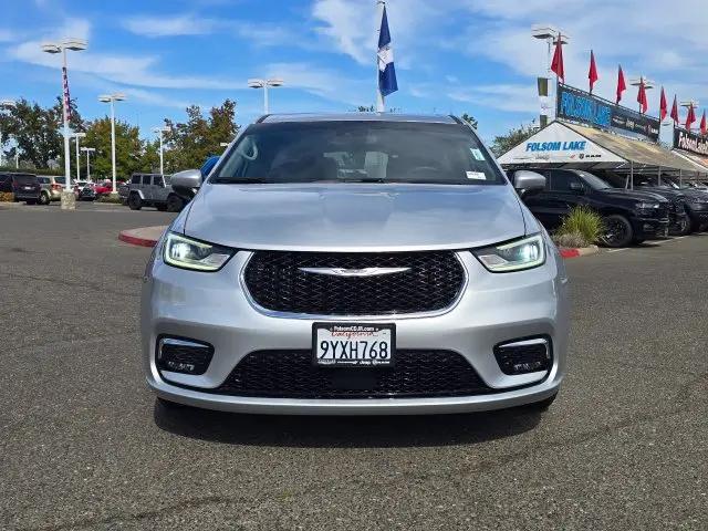 2023 Chrysler Pacifica Hybrid Touring L