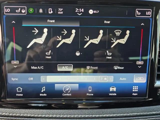 2023 Chrysler Pacifica Hybrid Touring L