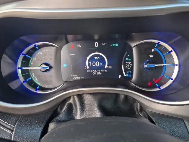 2023 Chrysler Pacifica Hybrid Touring L