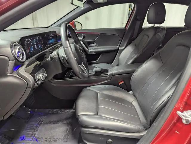2021 Mercedes-Benz A 220 A 220