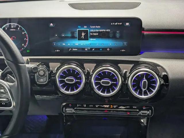 2021 Mercedes-Benz A 220 A 220