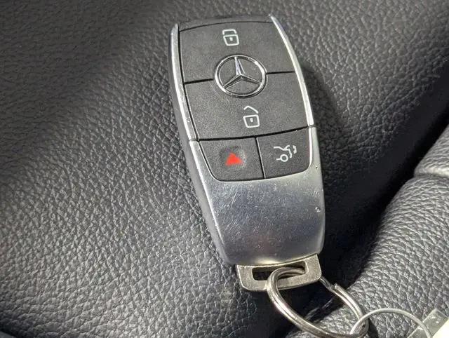 2021 Mercedes-Benz A 220 A 220