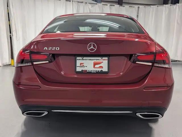 2021 Mercedes-Benz A 220 A 220
