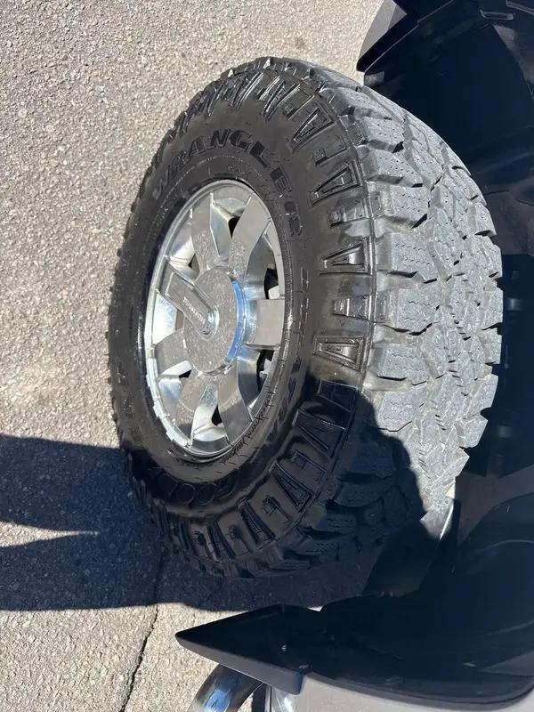 2006 HUMMER H3 SUV