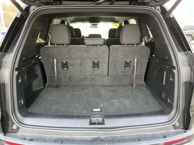 2025 GMC Acadia AWD Elevation
