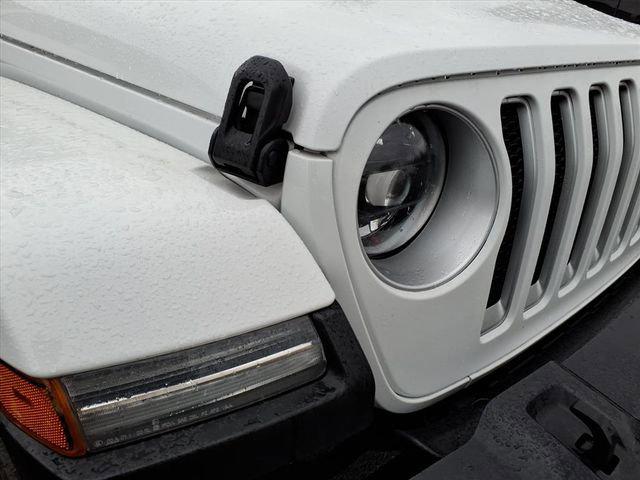 2023 Jeep Wrangler 4-Door Sahara 4x4