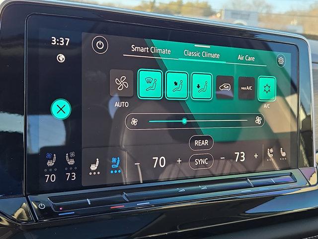 2025 Volkswagen Atlas 2.0T SEL Premium R-Line