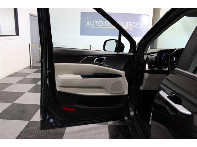 2024 Kia Carnival MPV LX Seat Package