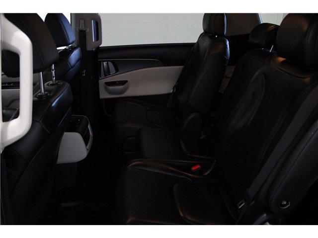 2024 Kia Carnival MPV LX Seat Package