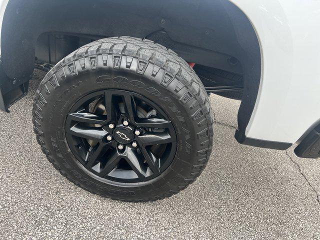 2023 Chevrolet Silverado 1500 4WD Crew Cab Short Bed LT Trail Boss