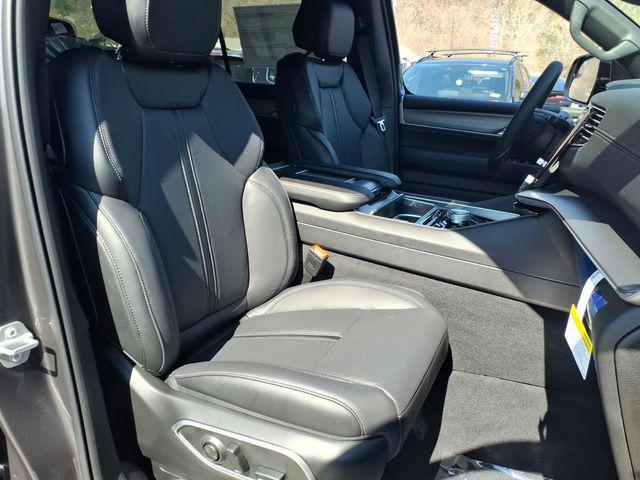 2026 Jeep Grand Wagoneer L Limited Altitude 4x4