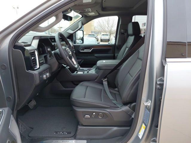 2026 GMC Sierra 2500HD Crew Cab, Standard Bed, Denali, 4WD