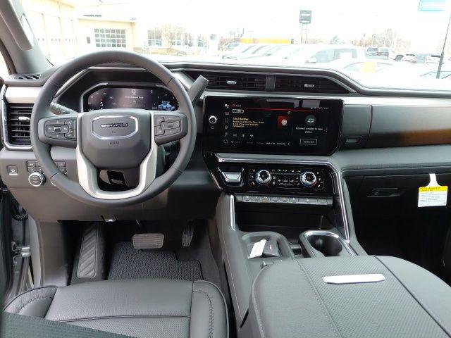 2026 GMC Sierra 2500HD Crew Cab, Standard Bed, Denali, 4WD