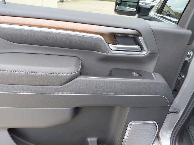 2026 GMC Sierra 2500HD Crew Cab, Standard Bed, Denali, 4WD