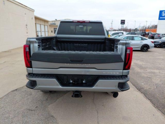 2026 GMC Sierra 2500HD Crew Cab, Standard Bed, Denali, 4WD