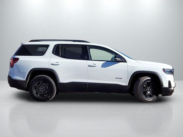 2023 GMC Acadia AWD AT4