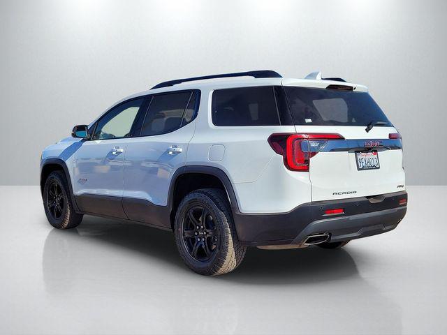 2023 GMC Acadia AWD AT4