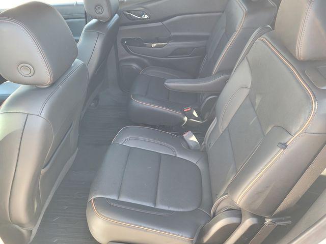 2023 GMC Acadia AWD AT4