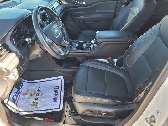 2023 GMC Acadia AWD AT4