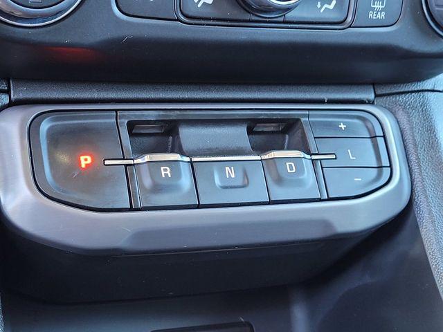 2023 GMC Acadia AWD AT4