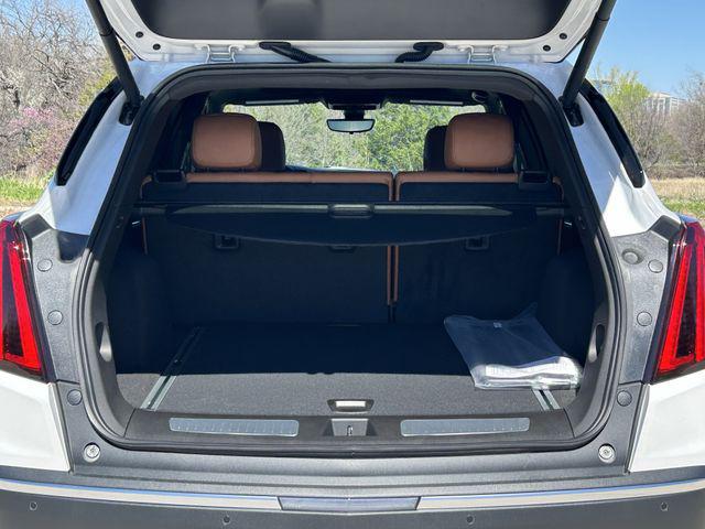 2026 Cadillac XT5 Premium Luxury FWD