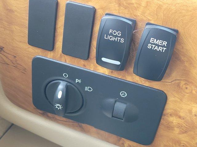 2015 Ford F-53 BASE