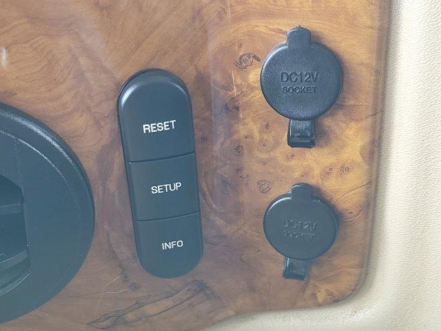 2015 Ford F-53 BASE