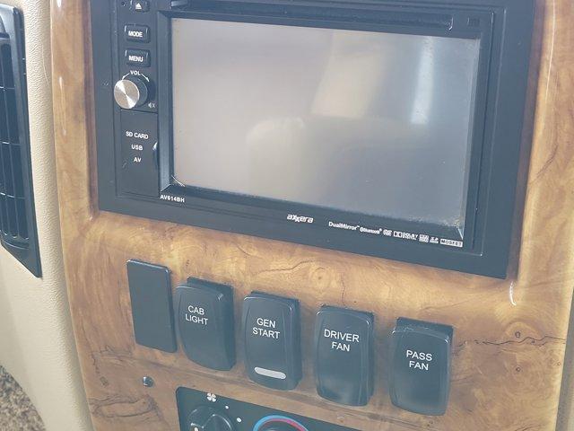 2015 Ford F-53 BASE