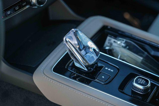 2026 Volvo XC90 Plus, B5 AWD Gas (mild hybrid), Gasoline, Bright, 7 Seats