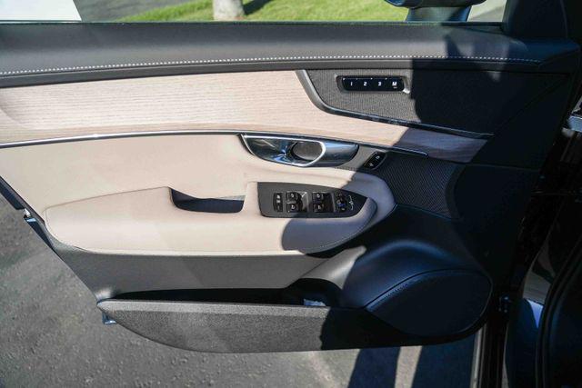 2026 Volvo XC90 Plus, B5 AWD Gas (mild hybrid), Gasoline, Bright, 7 Seats