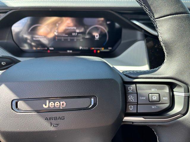 2026 Jeep Cherokee Laredo 4x4