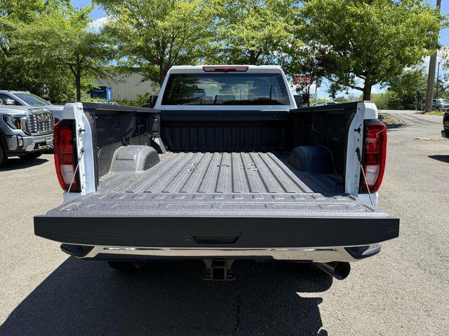 2026 GMC Sierra 3500HD Double Cab, Long Bed, Pro Dual Rear Wheel, 4WD