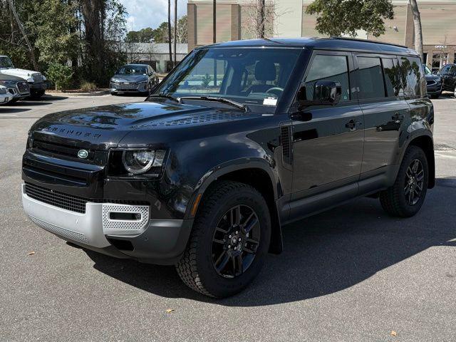 /2025 Land-Rover Defender