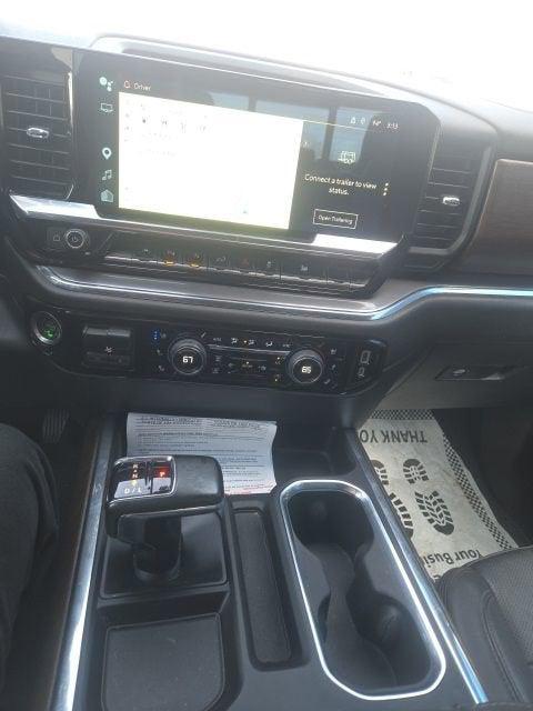 2023 Chevrolet Silverado 1500 4WD Crew Cab Short Bed High Country