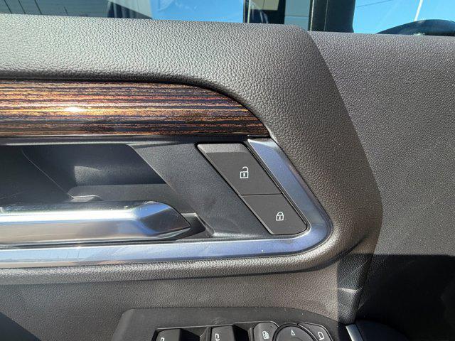 2026 GMC Sierra 3500HD Double Cab, Long Bed, SLE Dual Rear Wheel, 4WD