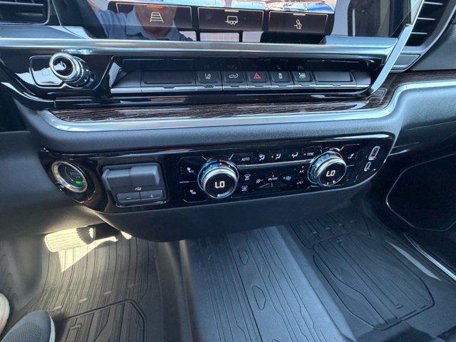 2026 GMC Sierra 3500HD Double Cab, Long Bed, SLE Dual Rear Wheel, 4WD