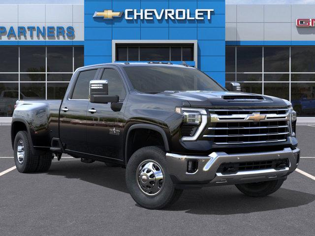 2026 Chevrolet Silverado 3500HD Crew Cab, Long Bed, LTZ Dual Rear Wheel, RWD for sale in Cuero, TX