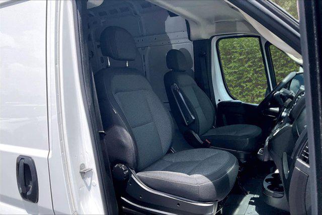 2025 Ram ProMaster 2500 Cargo Van Tradesman High Roof 159" WB w/Pass Seat
