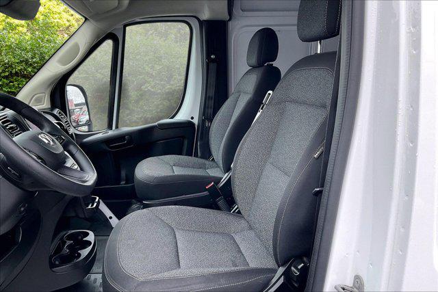 2025 Ram ProMaster 2500 Cargo Van Tradesman High Roof 159" WB w/Pass Seat
