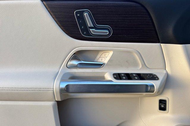 2026 Mercedes-Benz GLB 250