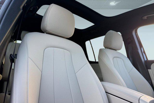 2026 Mercedes-Benz GLB 250