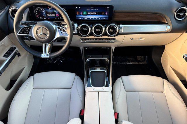 2026 Mercedes-Benz GLB 250